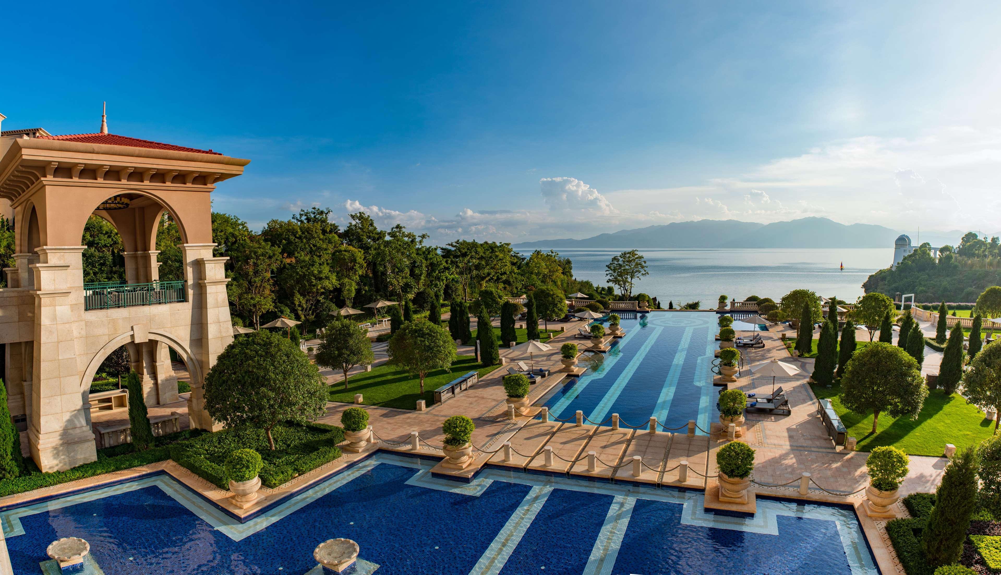 Hilton Yuxi Fuxian Lake Chengjiang  Exterior photo